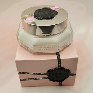 Viktor & Rolf FLOWERBOMB Creme